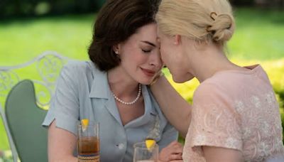 Mother’s instinct, Anne Hathaway e Jessica Chastain di nuovo insieme: «Noi, due donne sull’orlo di una crisi di borghesia»