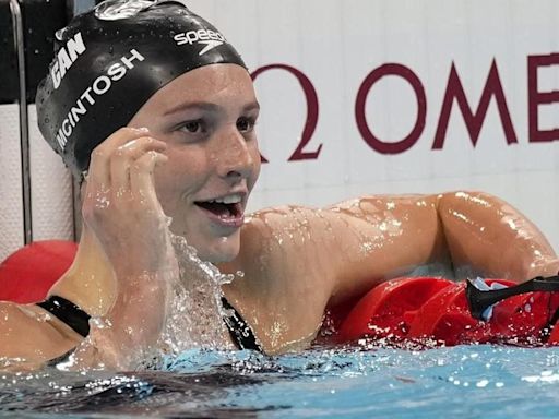 17-year-old Canadian Summer McIntosh wins gold in 400-meter IM, her second medal of the Games