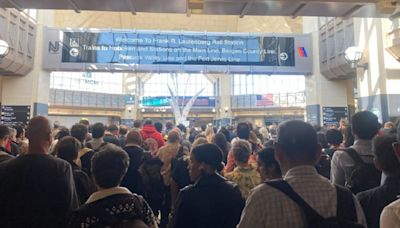 Arduas demoras en trenes de NJ transit hacia Nueva York tras falla energética