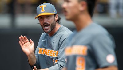 Vols win series opener at Florida