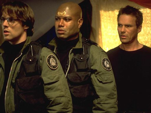 Stargate SG-1's Co-Creator Has Two Regrets Over The Sci-Fi Series - SlashFilm