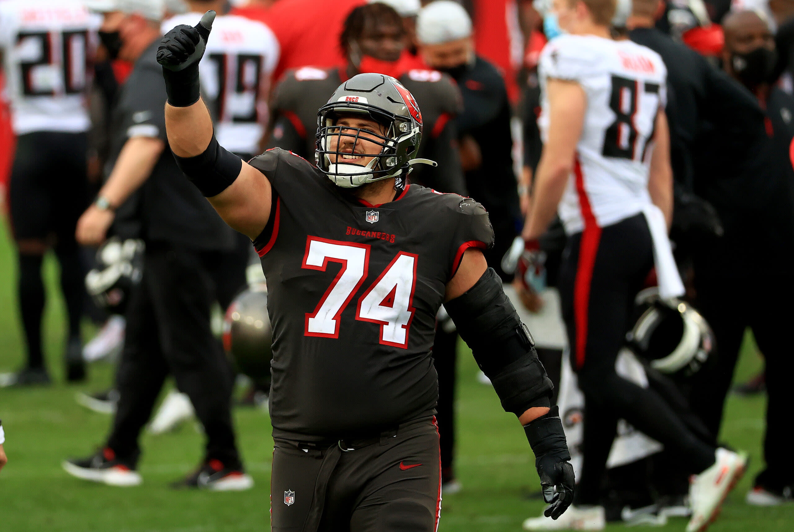 What’s the best offensive lineman number in Bucs history?