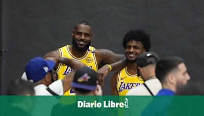 LeBron James es pura alegría al empezar a entrenar con su hijo Bronny con los Lakers