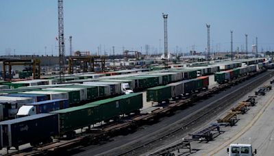 Southern California regulators impose pollution limits on the region's rail yards
