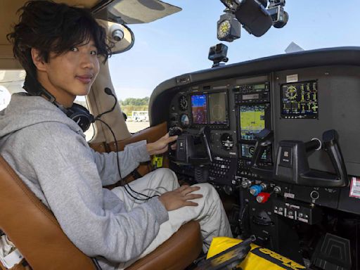 Teen vies for record solo flight to 7 continents to raise money for childhood cancer research