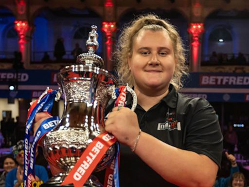 Women's World Matchplay: Beau Greaves attempts to retain title in Blackpool