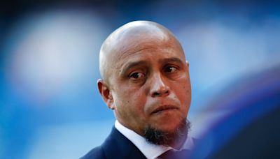 Roberto Carlos: "Lo que más me preocupa es la imagen del fútbol español, lo que pasó en el derbi no es normal"