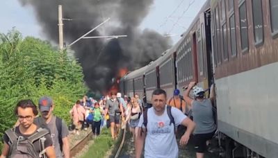 Slovakia: Six people killed after train and bus collide