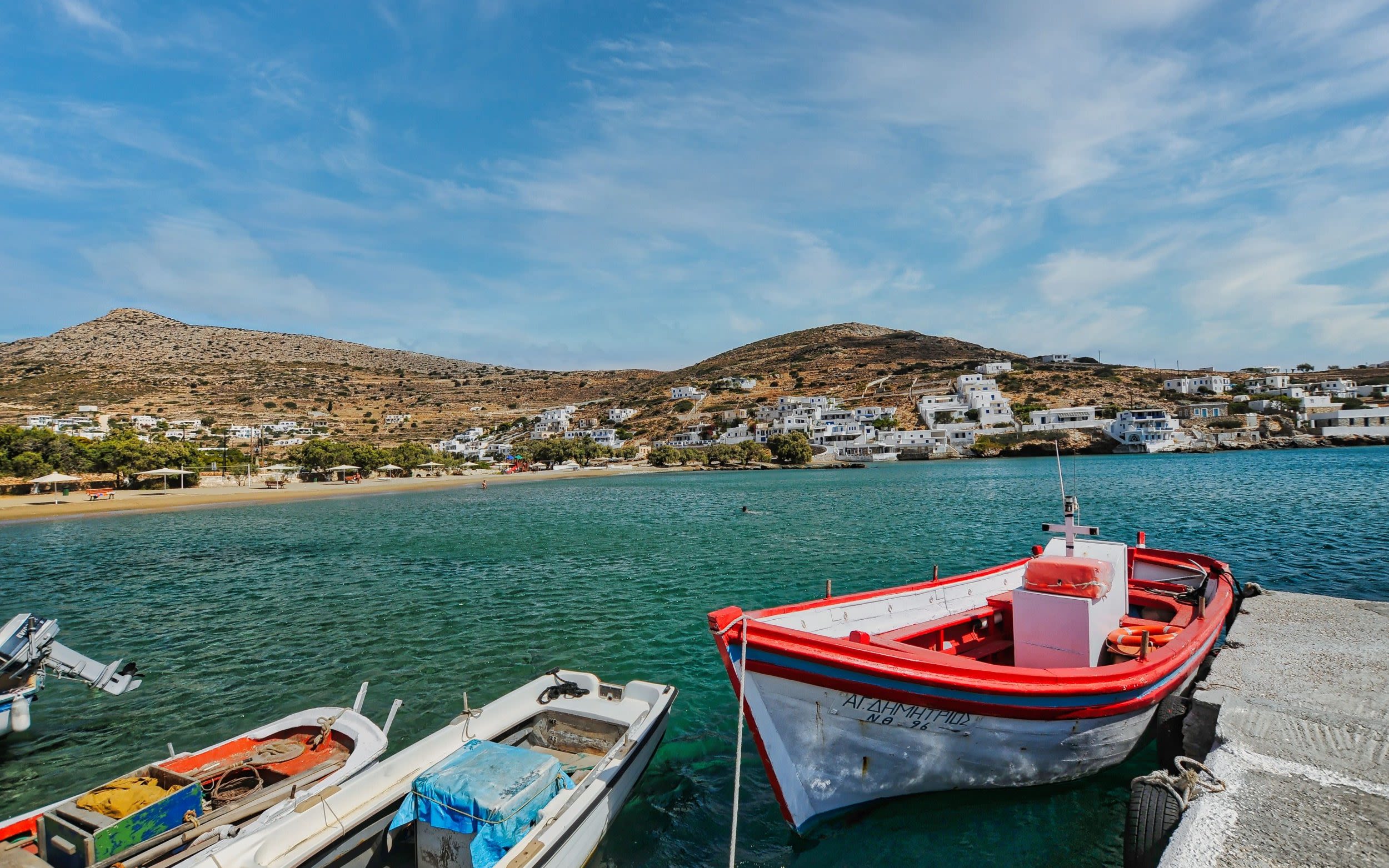 French woman missing on Greek island sent distress message to hotel