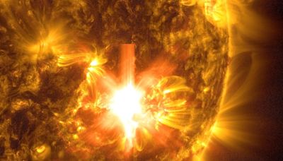 Cosmic Firestorm: Sun Unleashes Powerful X3.9 Solar Flare