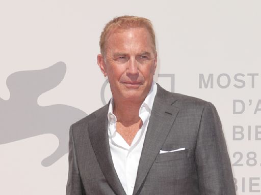 Kevin Costner Gets Crowded by Fans, Hugs Susan Sarandon as ‘Horizon 2’ Gets 3-Minute Venice Standing Ovation