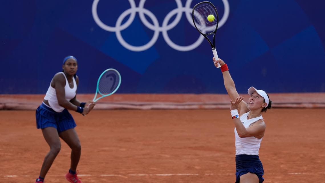 How did Jessica Pegula and Coco Gauff do in their second round doubles match?