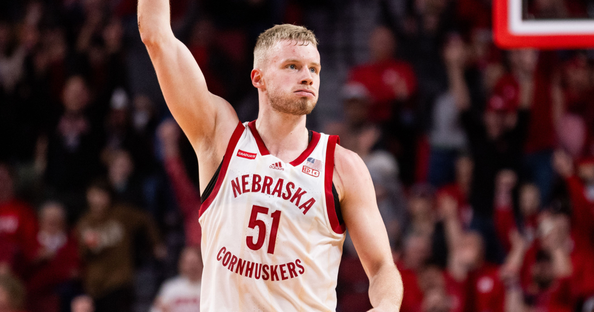 Nebraska's Rienk Mast to undergo knee surgery, will medically redshirt this season