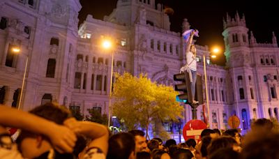Real Madrid festeja otra Copa de Europa en las calles de la capital española