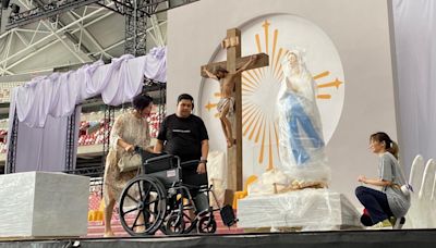 Hymns, volunteers and sleepless nights: Singapore readies for Pope visit