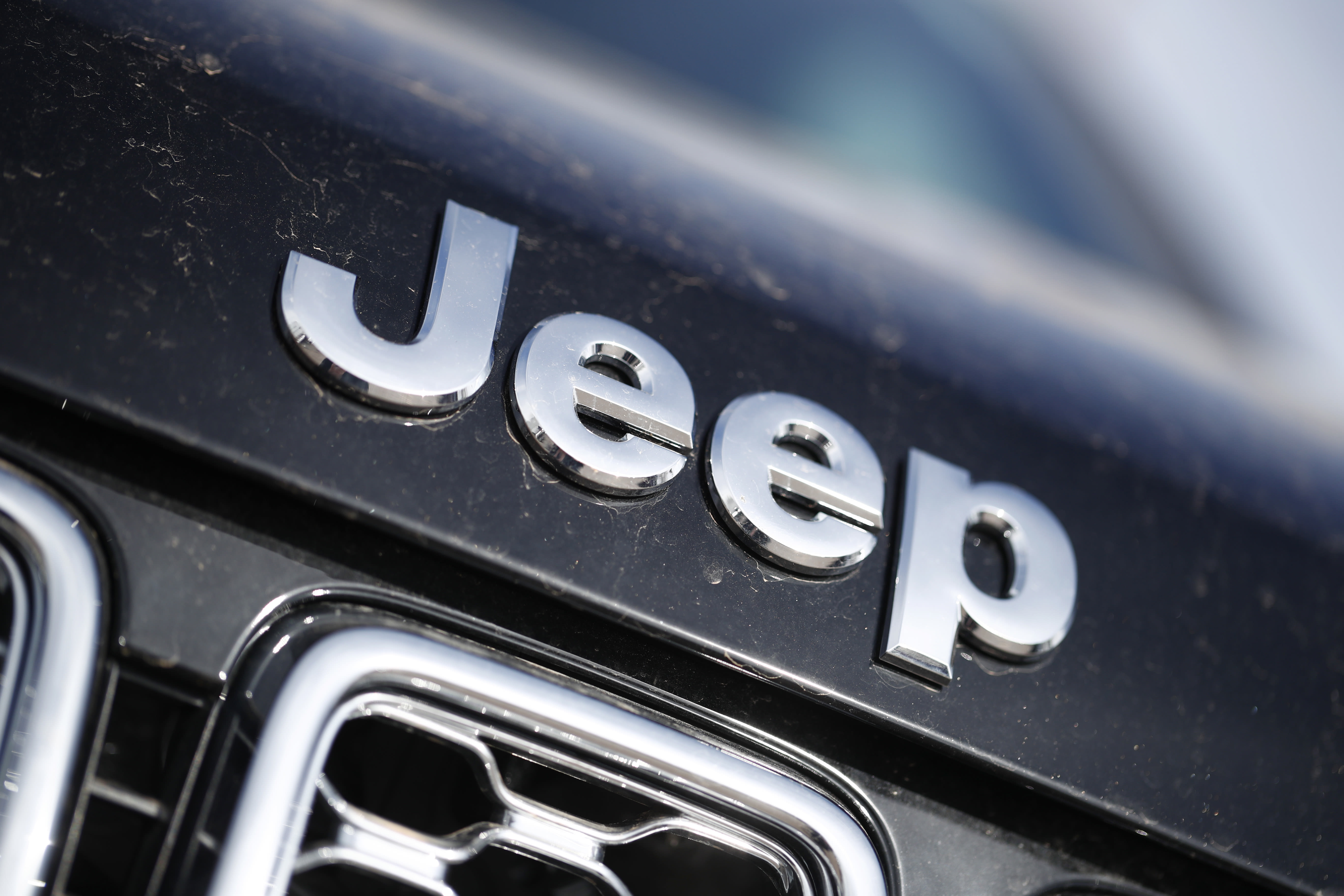 NHTSA launches recall query into 94,000 Jeep Wranglers as loss of motive power complaints continue