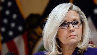 Liz Cheney says it's 'not enough' for anti-Trump Republicans to vote for someone other than Harris