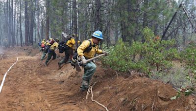 Sunriver reduced to Level 1 evacuation orders as Little Lava Fire is slowed