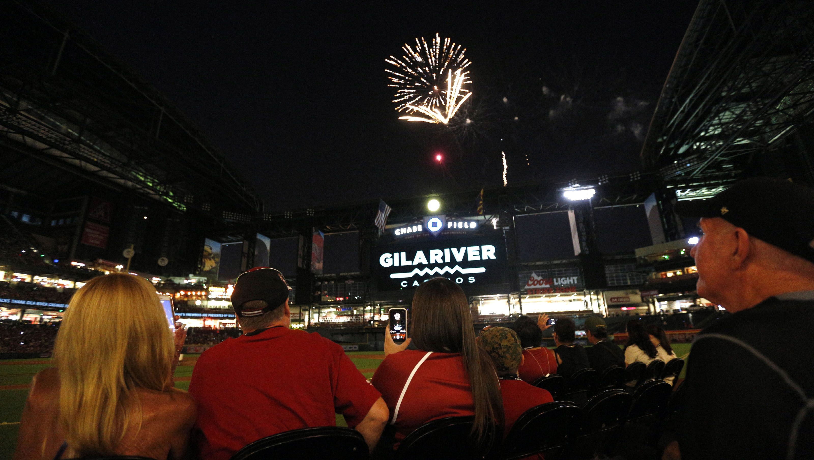 Is beer cheap at Chase Field? How prices at Diamondbacks games compare to other ballparks