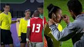 ¡Terrible! Árbitra es agredida por la afición en pleno partido del futbol colombiano | El Universal
