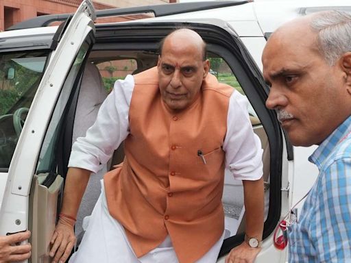 Rajnath Singh discharged from Delhi AIIMS two days after he complained of back pain