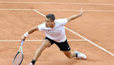 Roland Garros: Cerúndolo y Etcheverry pasan a tercera ronda en una jornada agridulce para Argentina