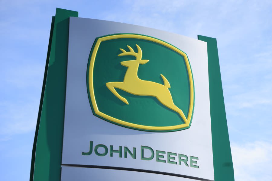 More Iowa John Deere layoffs announced