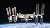 SpaceX to build vehicle that will drag the International Space Station out of orbit