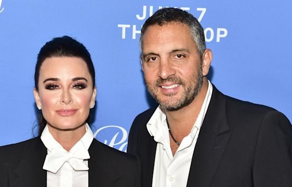 Mauricio Umansky Purchases Condo, Moves Out of Home With Kyle Richards