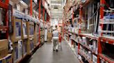 Lucro da Home Depot superou projeções por $0,03; receita menor do que estimativas Por Investing.com