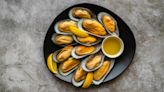 El restaurante con más de 100 años en Madrid especializado en mejillones: más de 10 recetas y una carta sin gluten