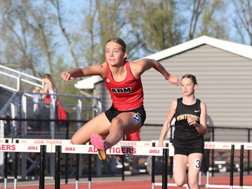 ADM track sends busload to Drake Relays, girls golf wins three meets