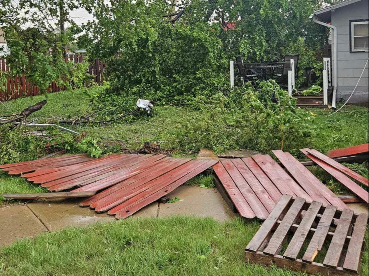 Kansas suffers ‘significant damage’ as 17 million Americans face storm risk