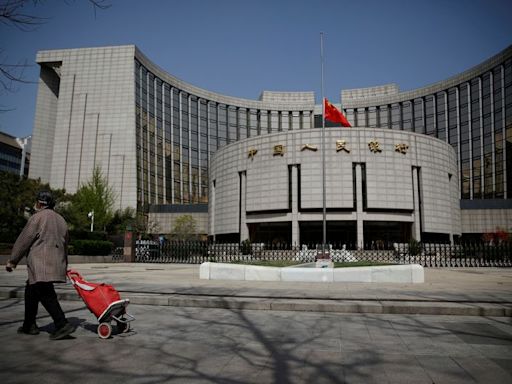 El banco central de China sorprende volviendo a prestar a tipos más bajos