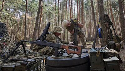 俄烏最新戰況 俄軍嘗試以新戰術滲透烏軍 慘遭孤立與痛擊 - 自由軍武頻道