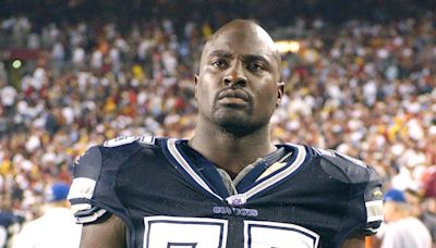 Former Columbia football star Marcellus Wiley discusses student protests: 'I'm disgusted'