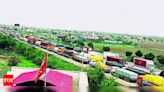 Severe Traffic Congestion on Jai-Ajm NH due to Flyover Construction | Jaipur News - Times of India