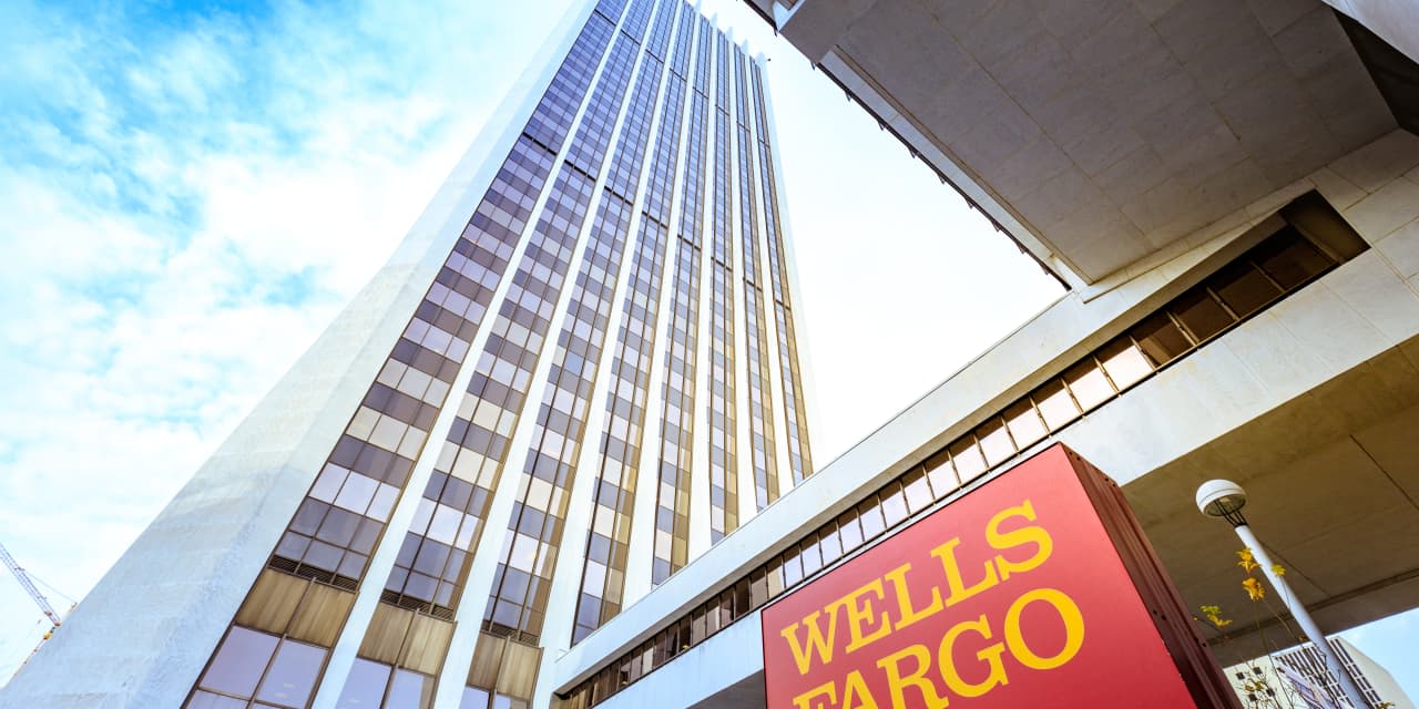 Wells Fargo CEO Charlie Scharf Touts the Bank’s Indie Advisor Channel