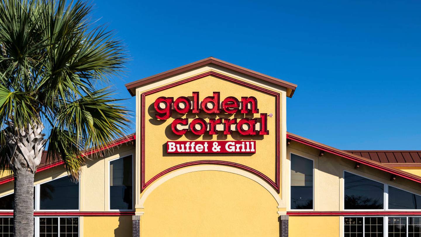 ‘I’m still in shock”: Woman who didn’t know she was pregnant gives birth at Golden Corral