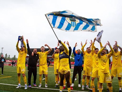 El Hércules asalta Vic y se queda a un paso del ascenso directo a Primera Federación