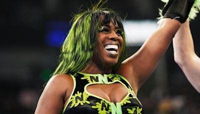 WWE's Naomi Gives Flowers To Former NWA Women's Champion - Wrestling Inc.