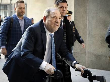 La Jornada: Tras fallo legal, Harvey Weinstein espera nuevo juicio en Nueva York