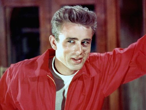 10 Behind the Scenes Facts About the James Dean and Natalie Wood Movie ‘Rebel Without a Cause’