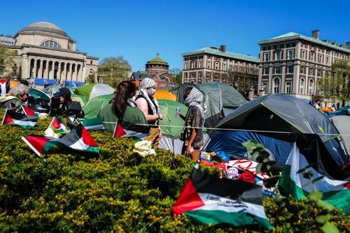 Calls grow for Columbia University president to step down as protests spread nationwide