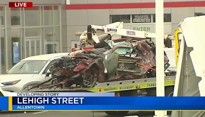 Man dies after high-speed crash into Lehigh Street car dealerships