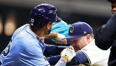 Tampa Bay Rays and Milwaukee Brewers players fight in bench-clearing brawl