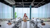一開幕就爆紅！屏東最美「海景玻璃」餐廳 飽覽美麗漁港風光