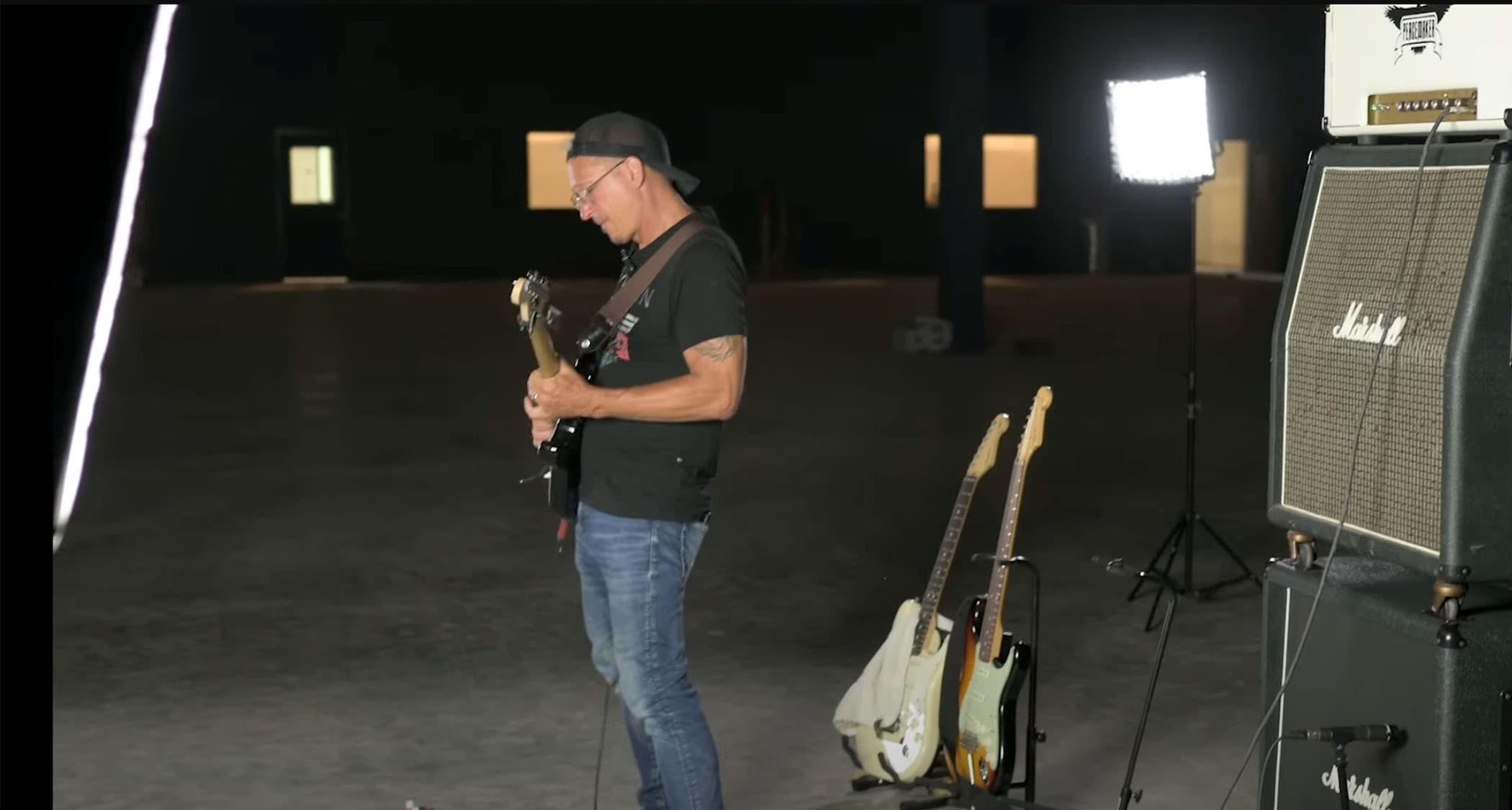 Strats ’n’ stripes: Watch The Star-Spangled Banner played through dimed Marshalls in empty warehouse