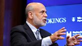 Bernanke urges Bank of England to debate publishing rate projections