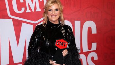 Trisha Yearwood reunites with her Dr. Quinn, Medicine Woman co-star Jane Seymour who presents her with the first June Carter Cash Humanitarian Award at CMT Music Awards 2024